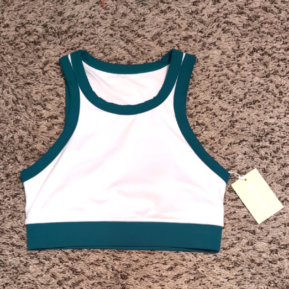 WILO Green and White Sports Bra
